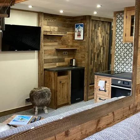 Mezzanine Centre * Megève