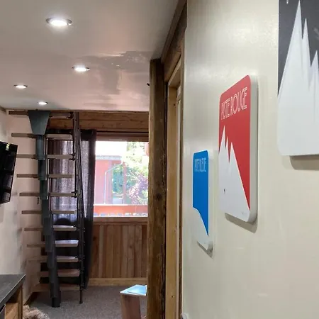 Mezzanine Centre Apartment